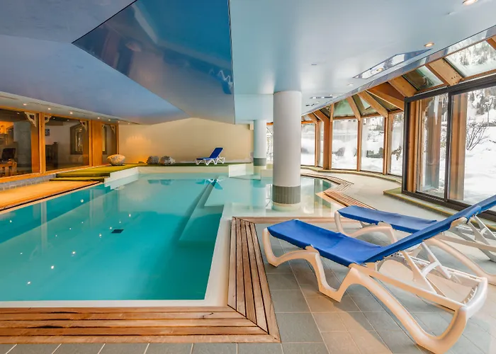 Hotel Lagrange Le Cristal D'argentiere 4*